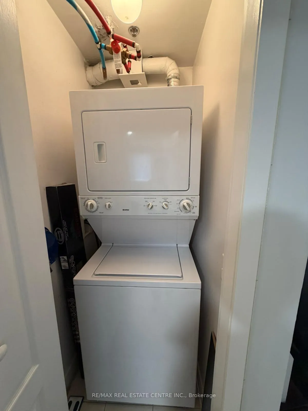 Photo 11 of Unit 307, 4 Dayspring Circle, Brampton, Goreway Drive Corridor — HOMEH