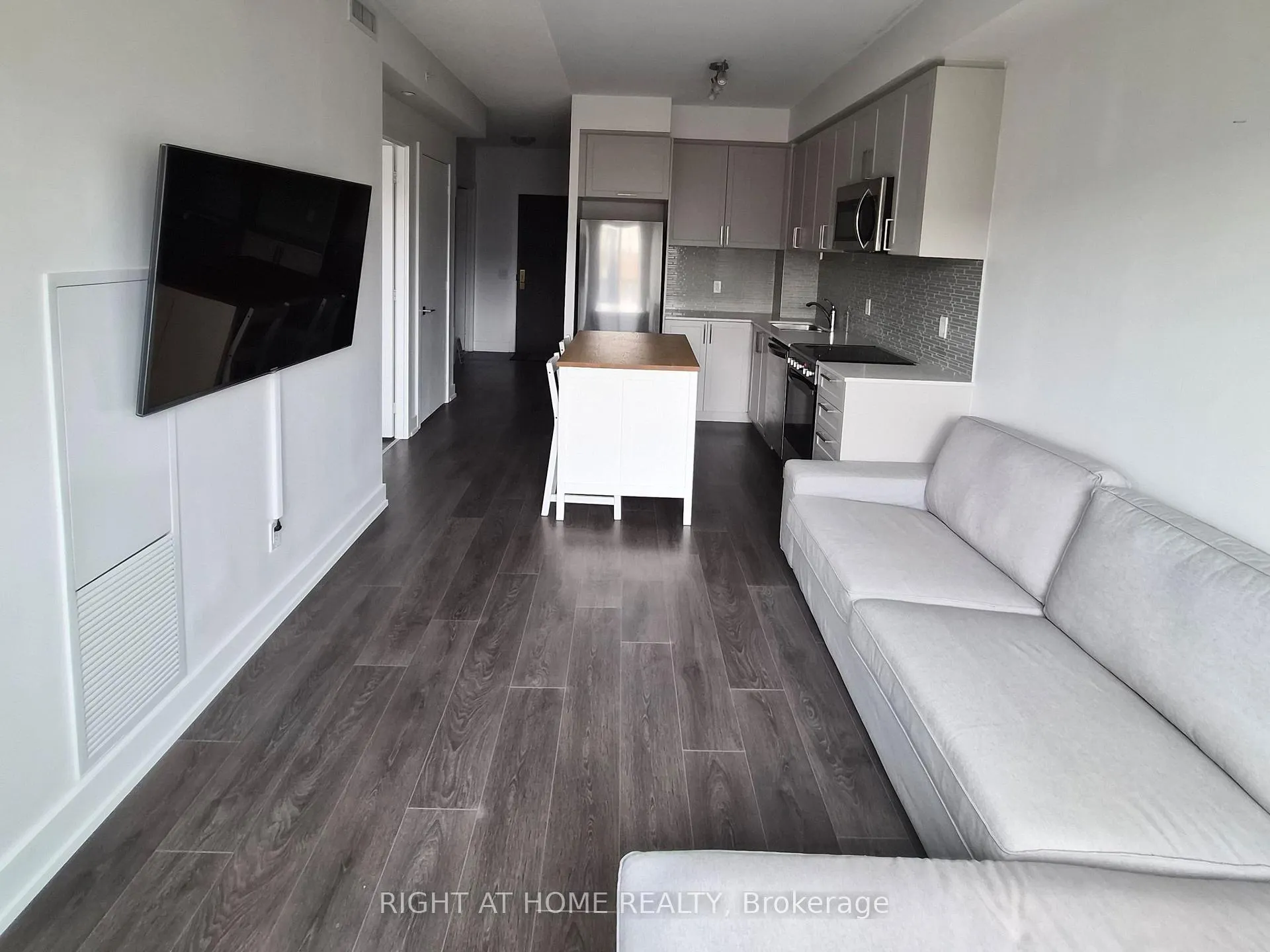 Photo 3 of Unit 318W, 268 Buchanan Drive, Markham, Unionville — HOMEH