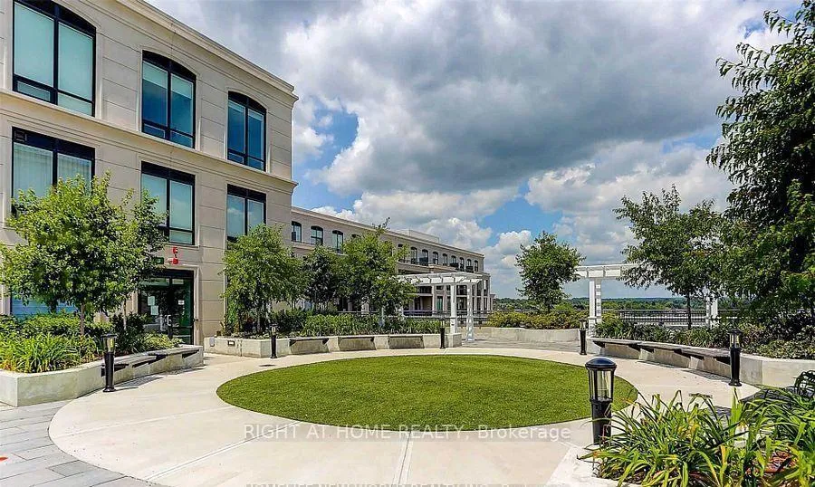 Photo 15 of Unit 318W, 268 Buchanan Drive, Markham, Unionville — HOMEH