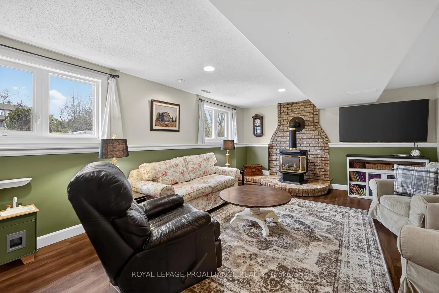 Photo 23 of 9 Willow Drive, Augusta, Augusta Twp — HOMEH