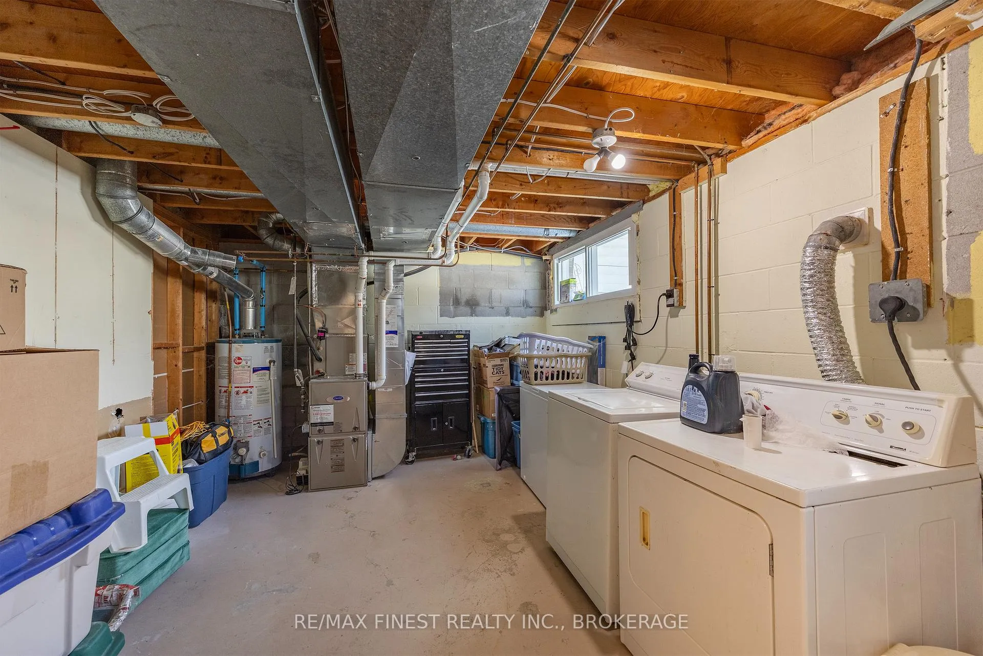 Photo 27 of 676 Laurier Boulevard, Brockville — HOMEH