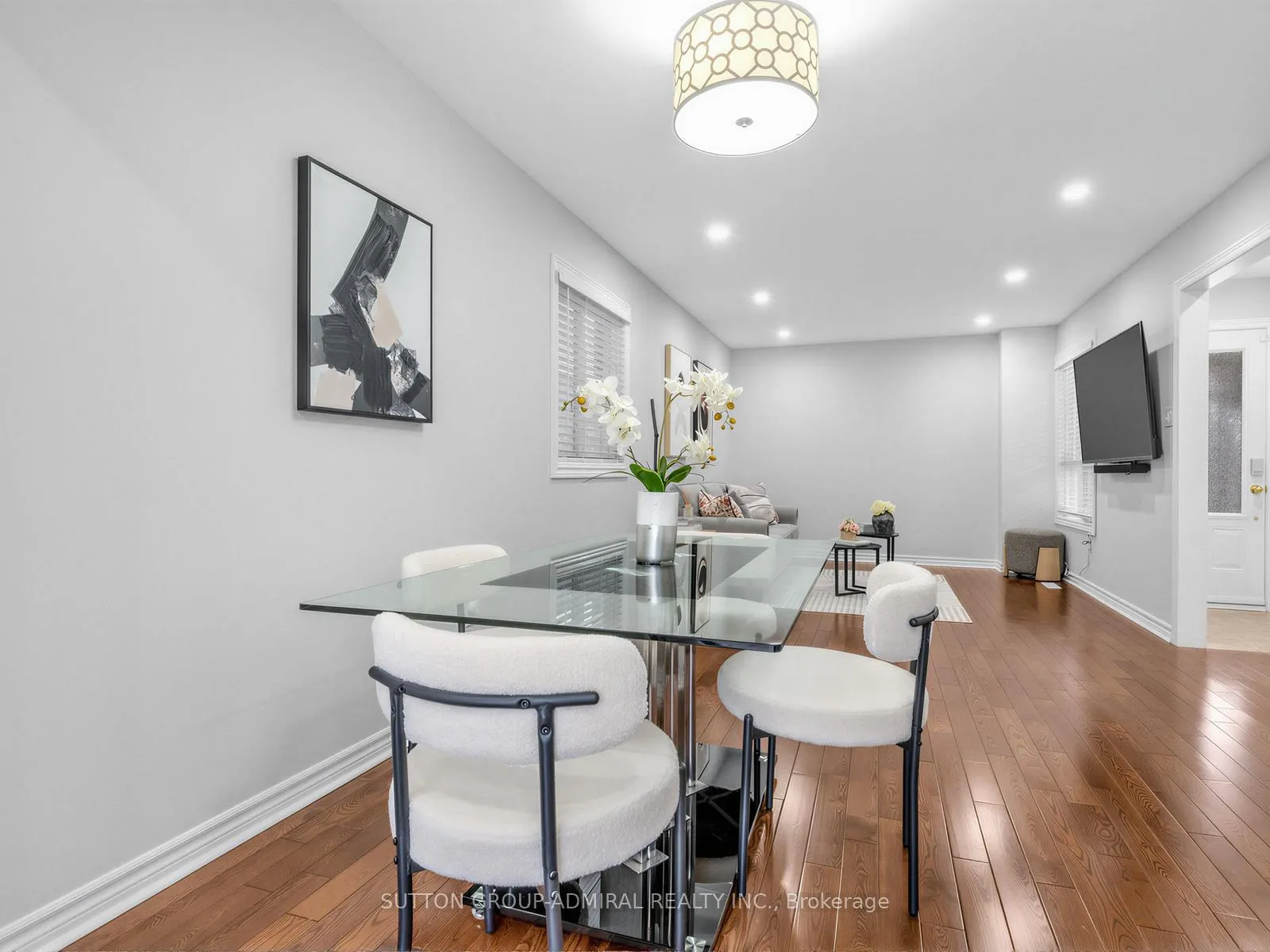 Photo 7 of 155 Mabley Crescent, Vaughan, Lakeview Estates — HOMEH