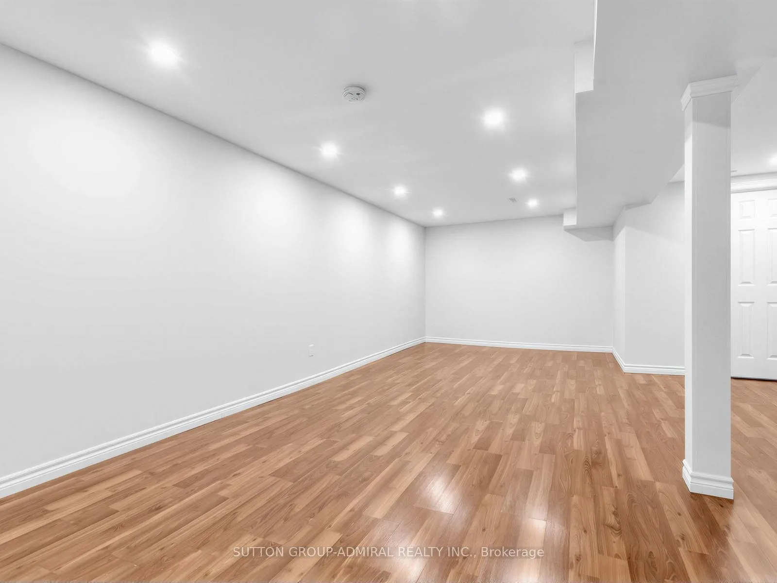 Photo 25 of 155 Mabley Crescent, Vaughan, Lakeview Estates — HOMEH