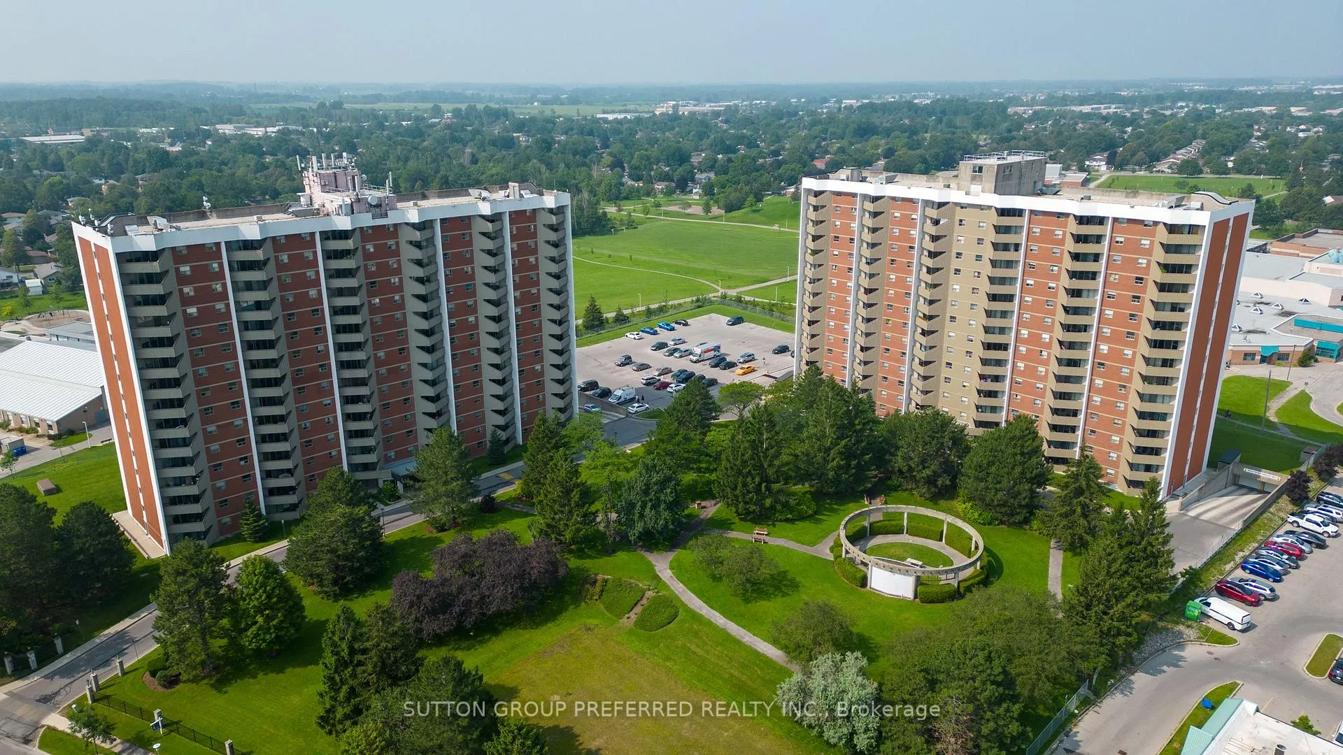 Photo 2 of Unit 404, 1105 Jalna Boulevard, London, South X — HOMEH