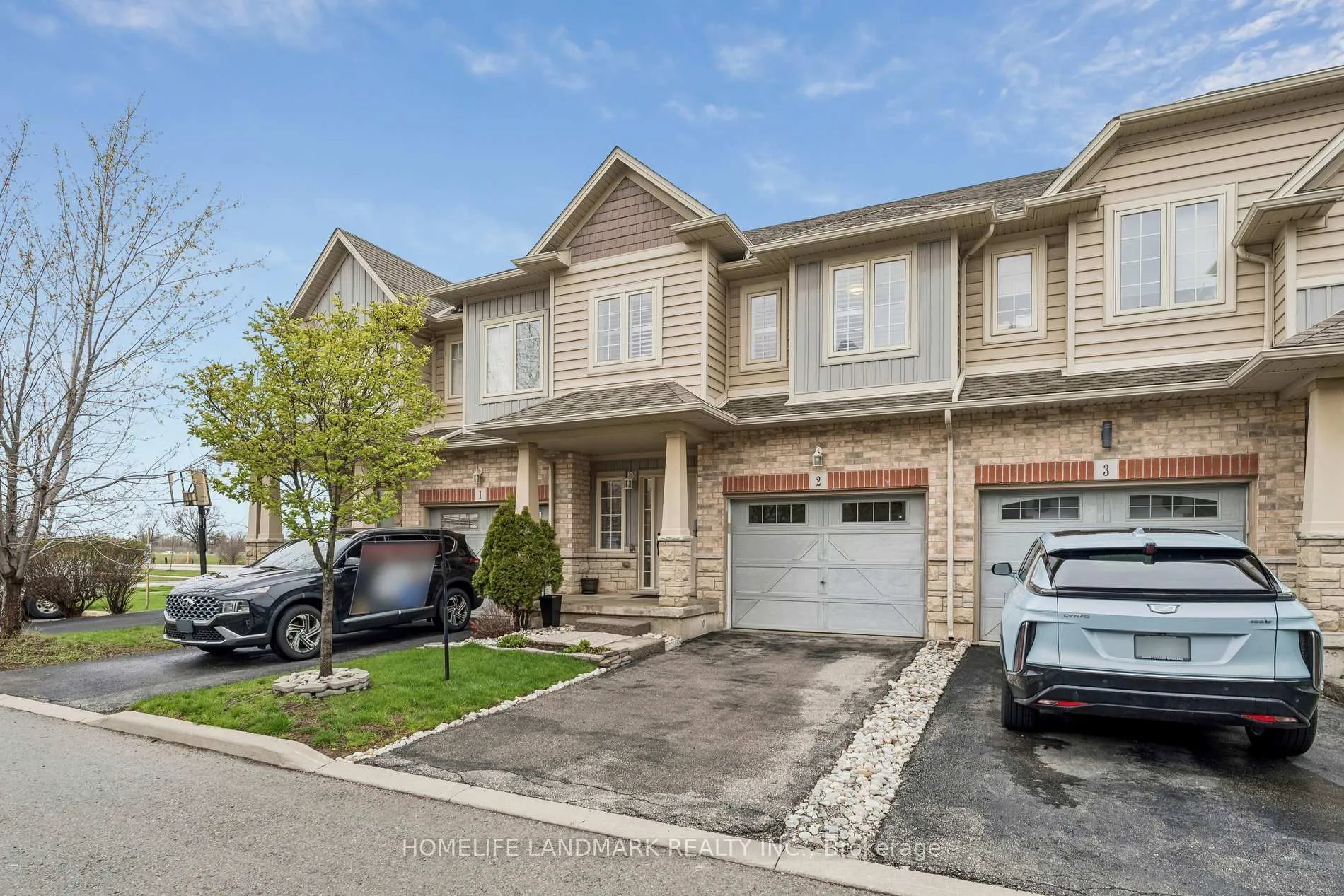 Photo 1 of Unit 2, 7 Lakelawn Road, Grimsby, Grimsby Beach — HOMEH