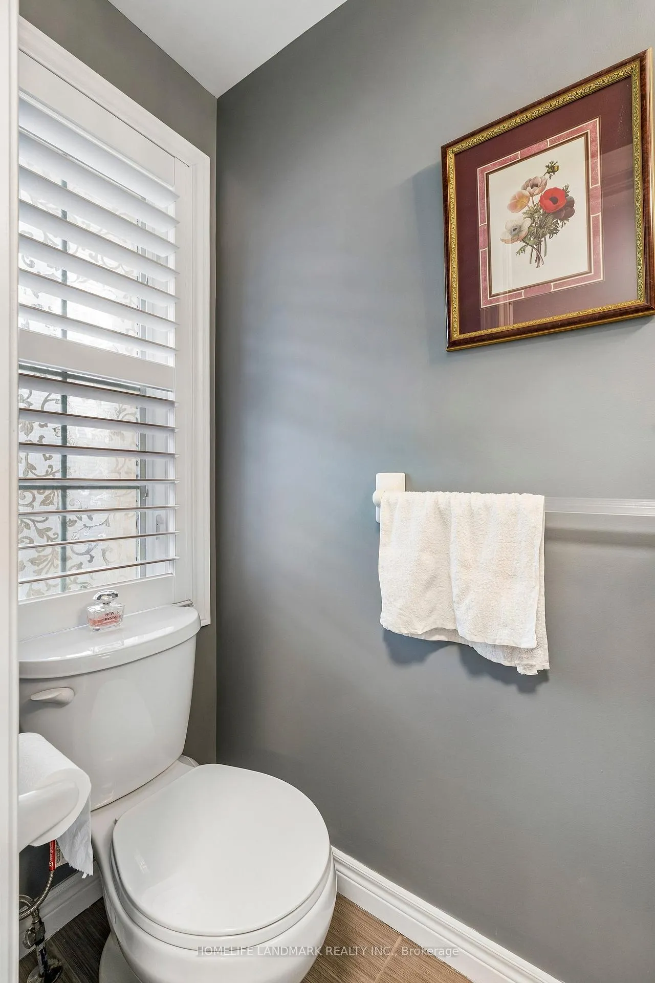 Photo 19 of Unit 2, 7 Lakelawn Road, Grimsby, Grimsby Beach — HOMEH