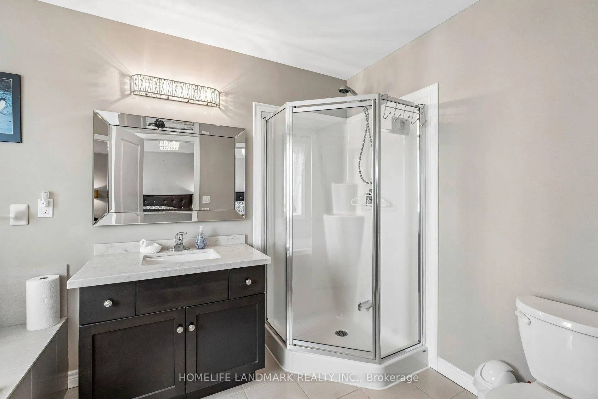 Photo 24 of Unit 2, 7 Lakelawn Road, Grimsby, Grimsby Beach — HOMEH