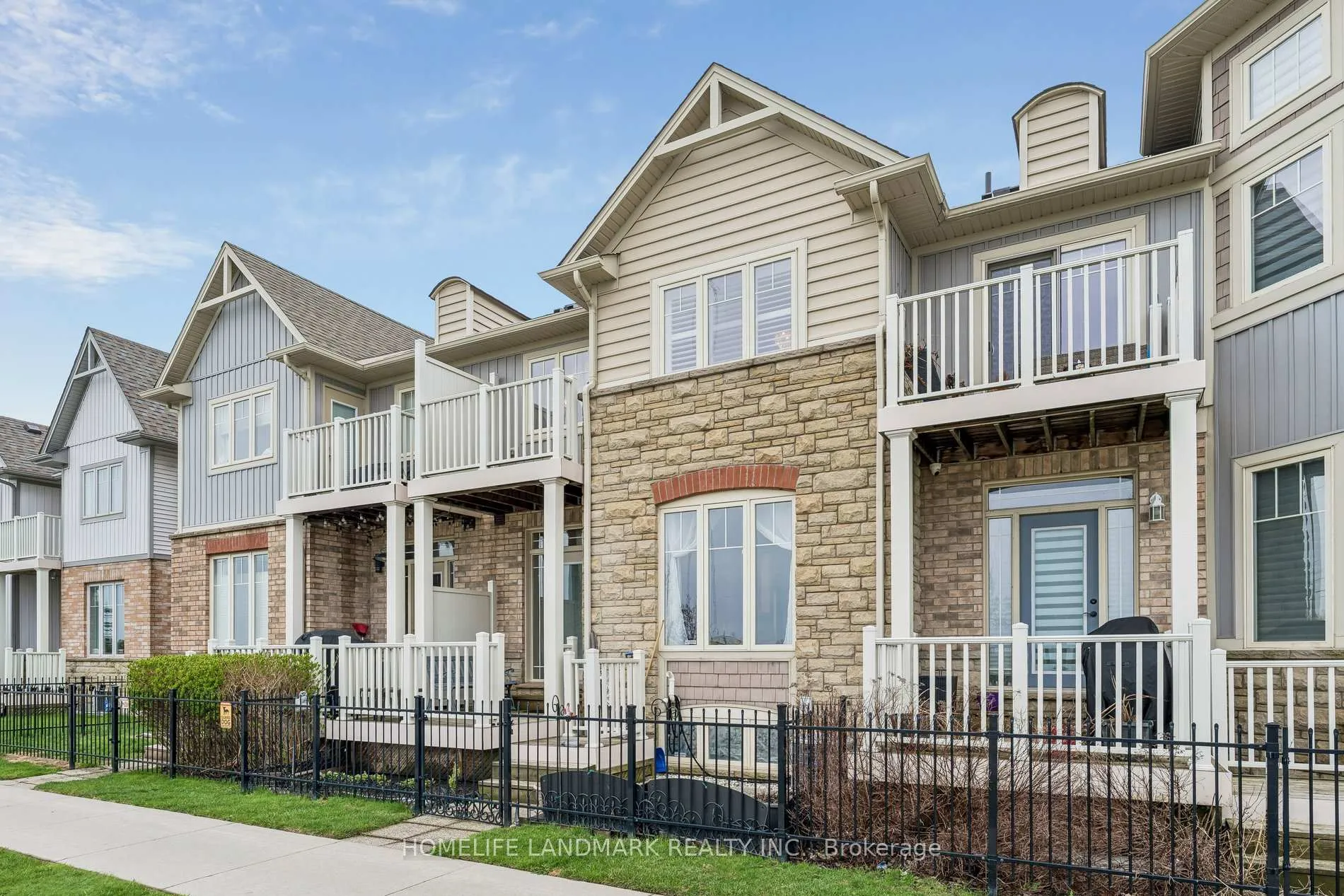 Photo 35 of Unit 2, 7 Lakelawn Road, Grimsby, Grimsby Beach — HOMEH