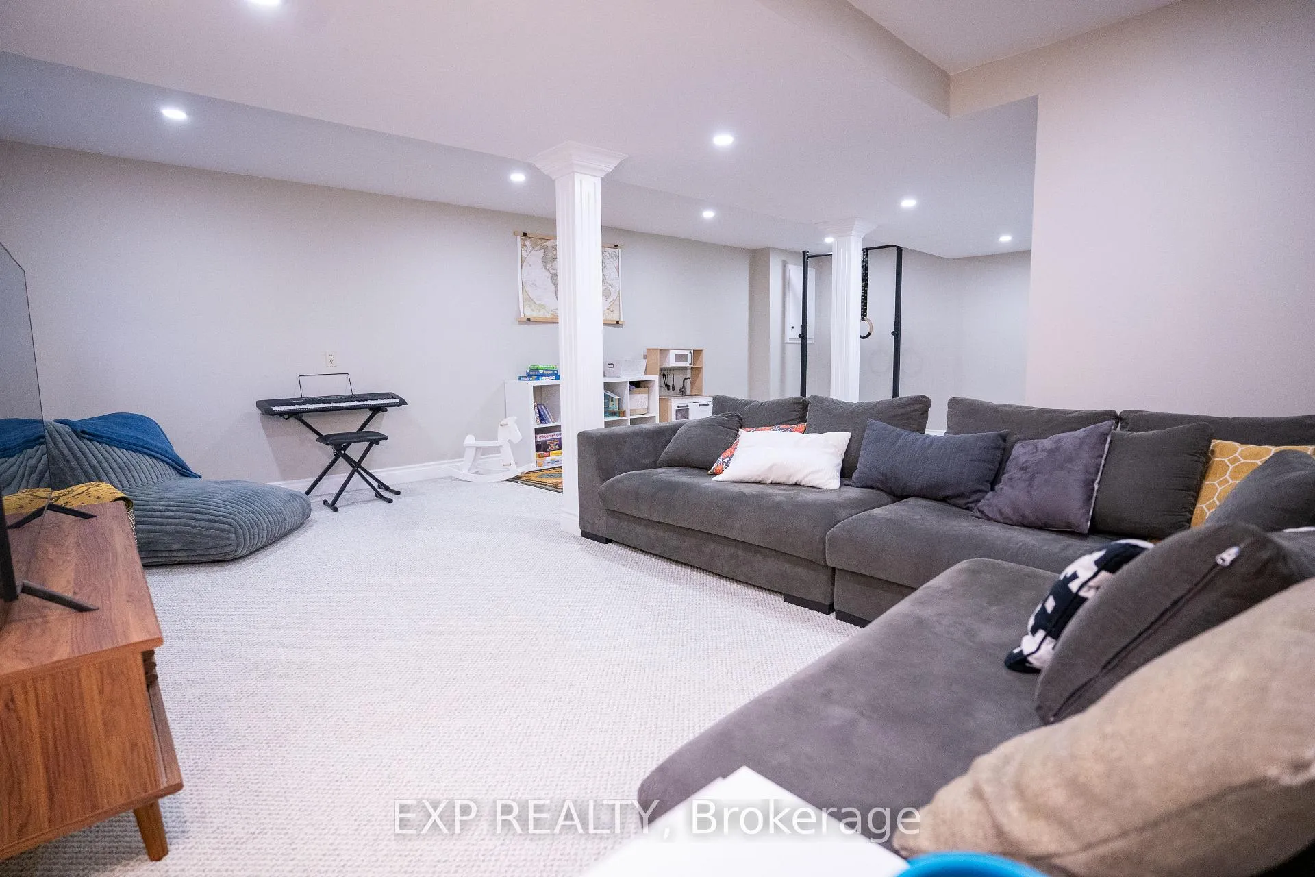 Photo 26 of Unit 1, 4189 Longmoor Drive, Burlington, Shoreacres — HOMEH