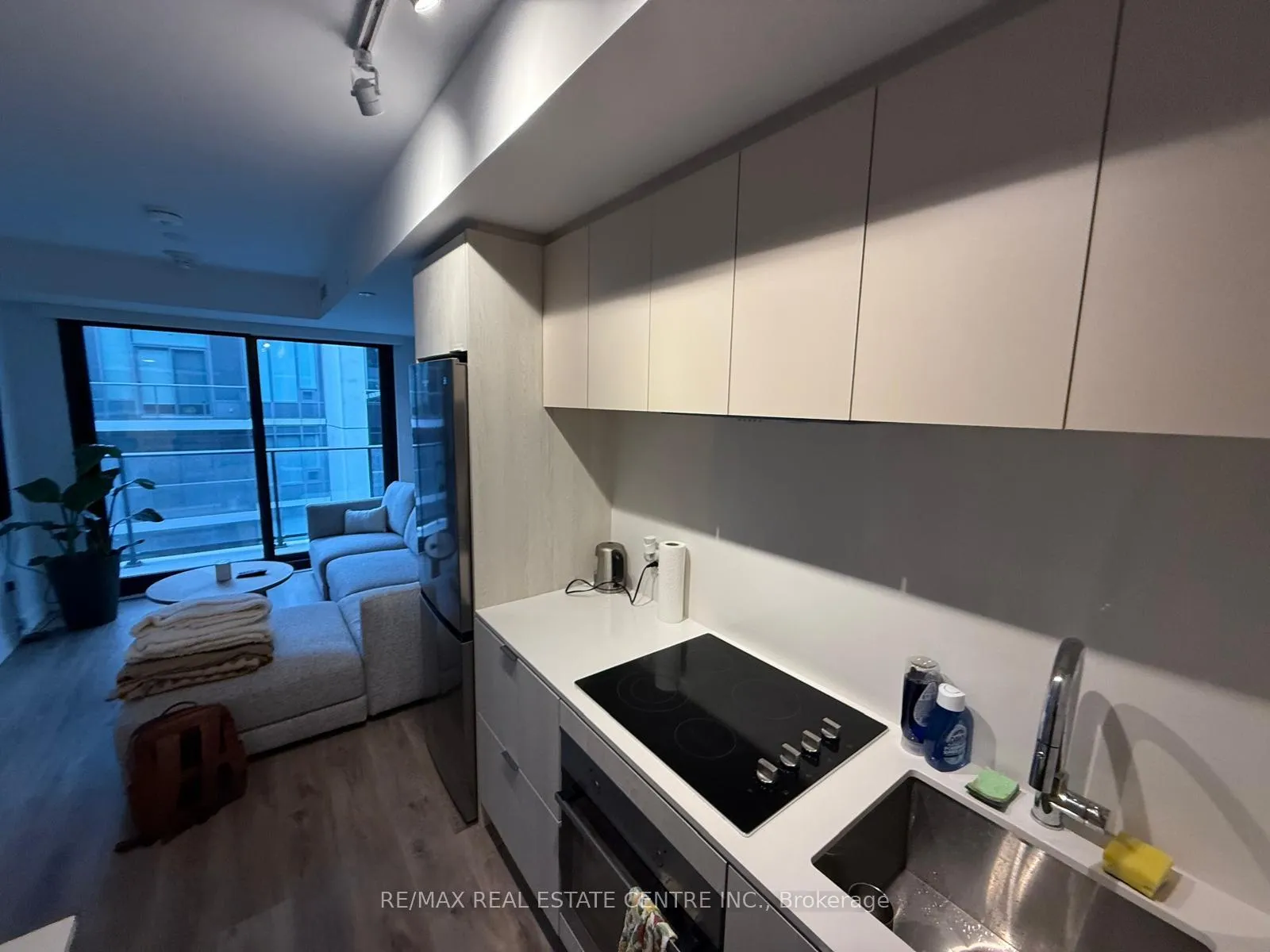 Photo 5 of Unit 1412, 1 Jarvis Street, Hamilton, Beasley — HOMEH