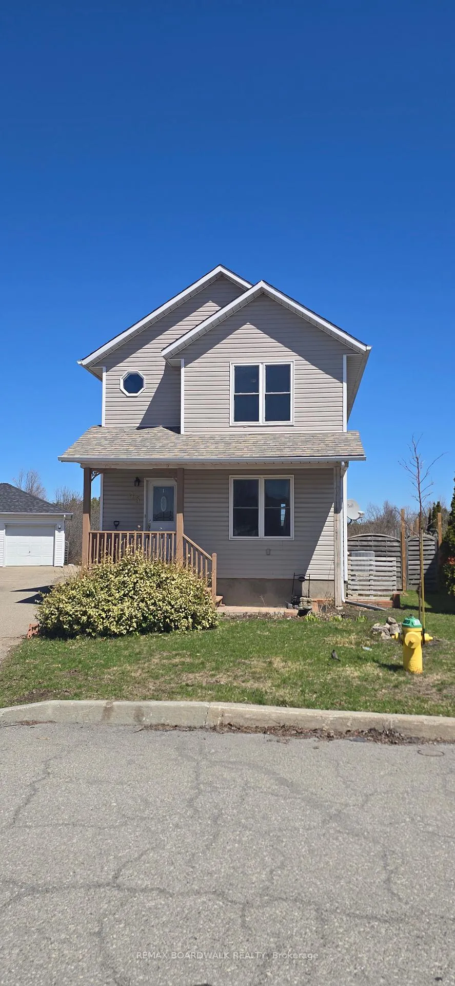 Photo 2 of 45 Johnston Street, Carleton Place — HOMEH