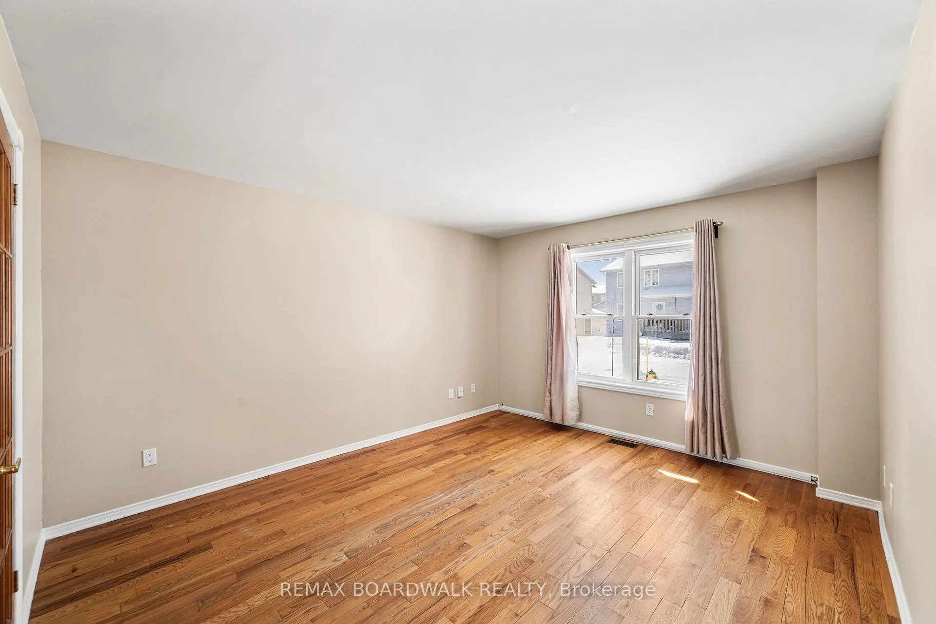 Photo 7 of 45 Johnston Street, Carleton Place — HOMEH