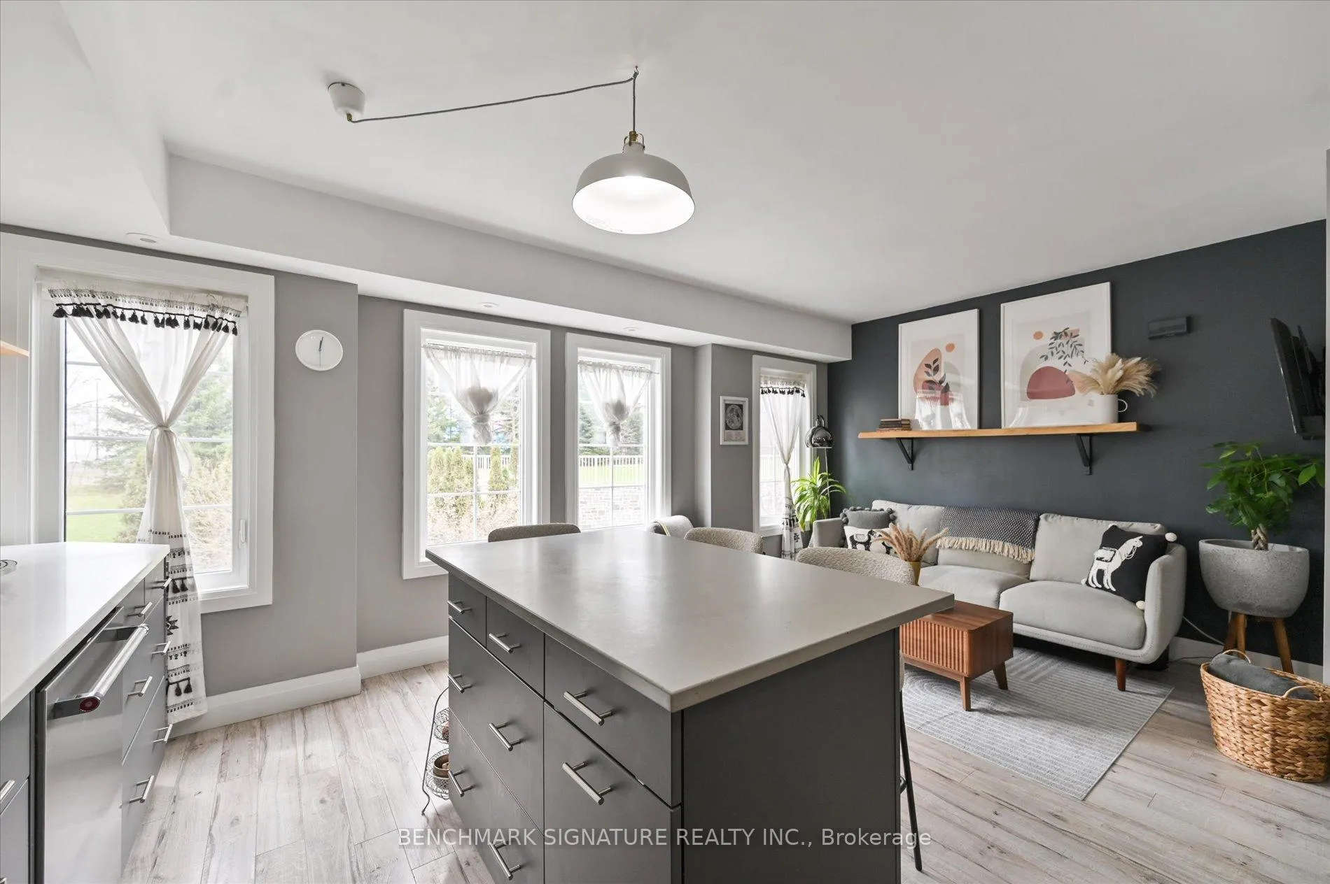 Photo 11 of Unit TH40, 93 The Queensway Avenue, Toronto, High Park-Swansea — HOMEH