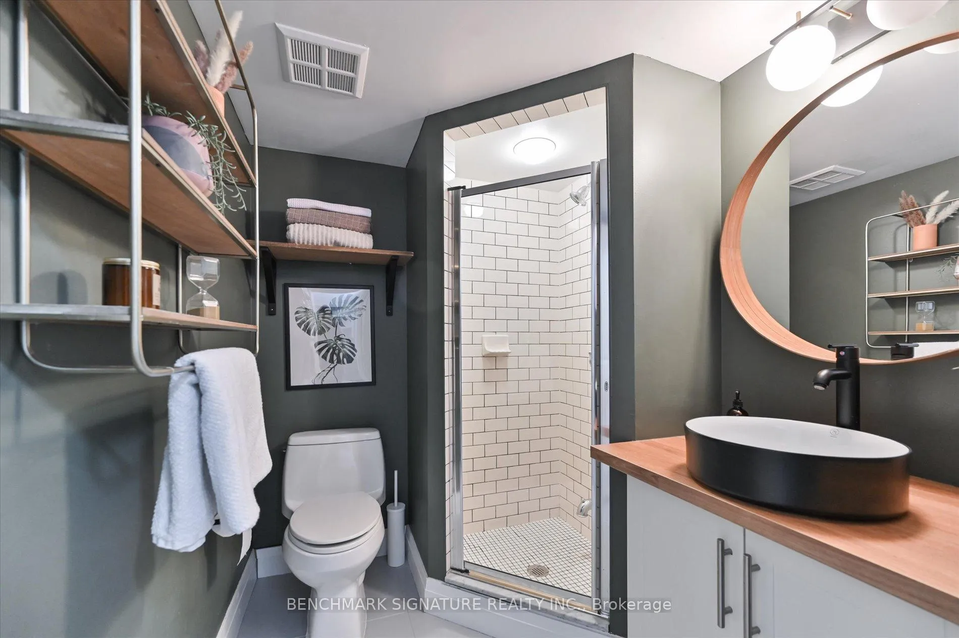 Photo 15 of Unit TH40, 93 The Queensway Avenue, Toronto, High Park-Swansea — HOMEH