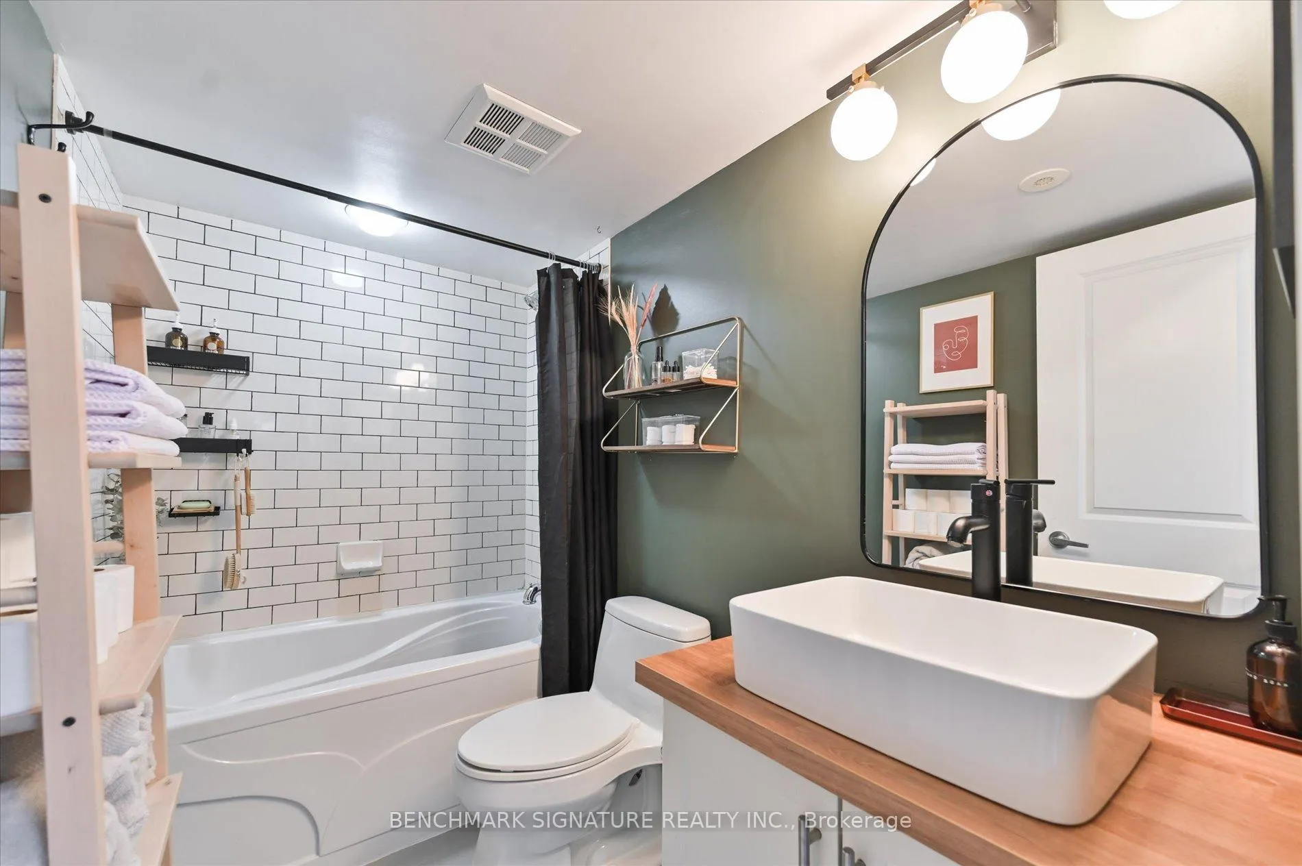 Photo 22 of Unit TH40, 93 The Queensway Avenue, Toronto, High Park-Swansea — HOMEH