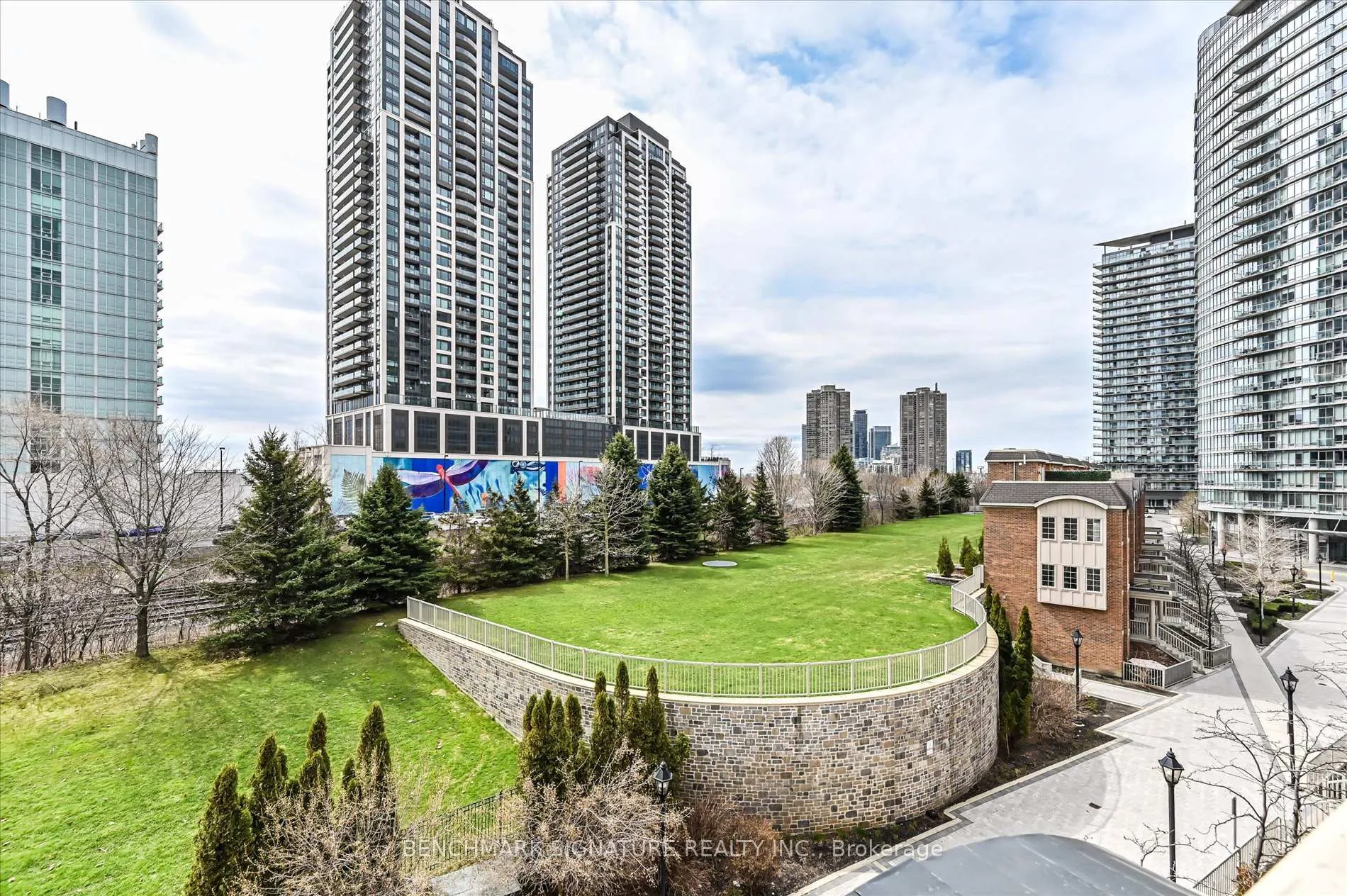 Photo 29 of Unit TH40, 93 The Queensway Avenue, Toronto, High Park-Swansea — HOMEH
