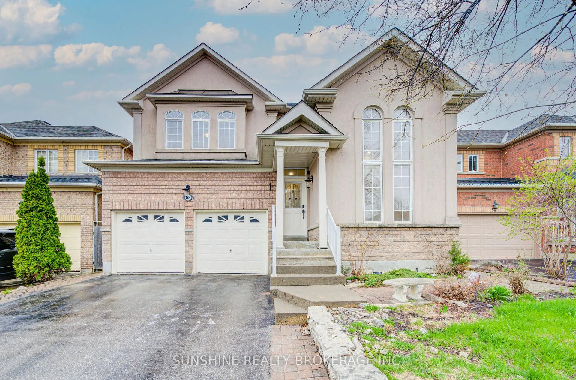 Photo 1 of 58 Chalone Crescent, Vaughan, Sonoma Heights — HOMEH