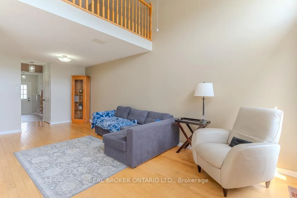 Photo 9 of 15 Calaveras Avenue S, Ottawa, Barrhaven - Longfields — HOMEH