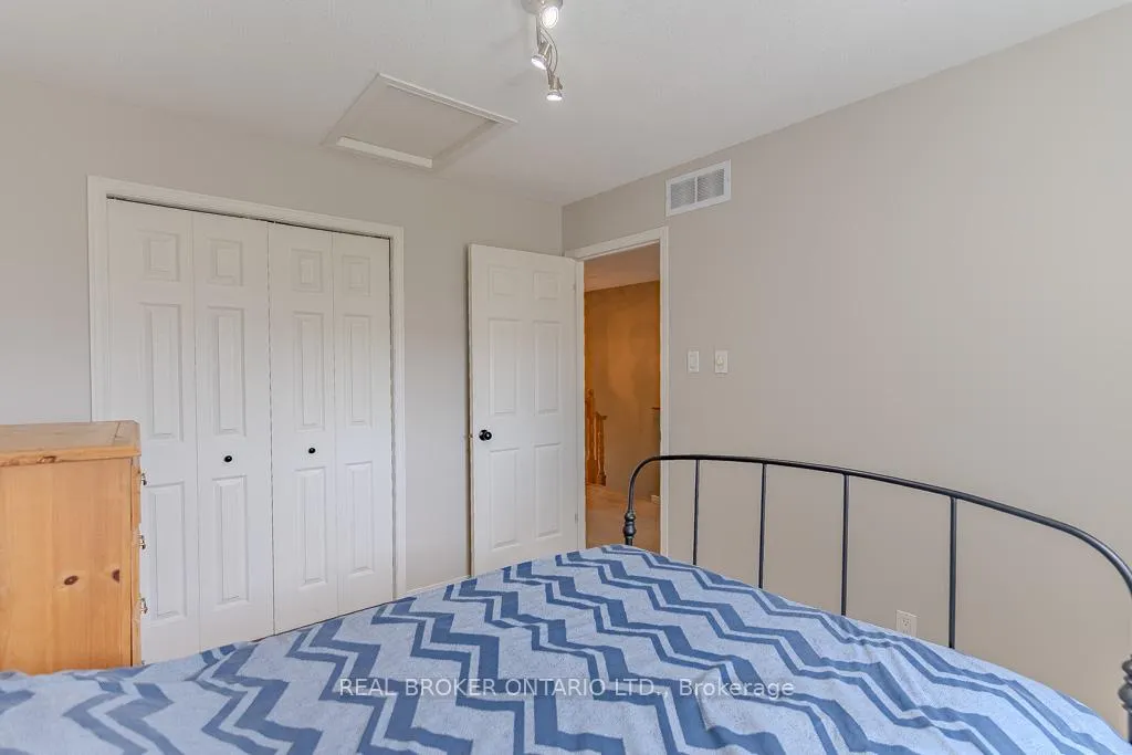Photo 26 of 15 Calaveras Avenue S, Ottawa, Barrhaven - Longfields — HOMEH