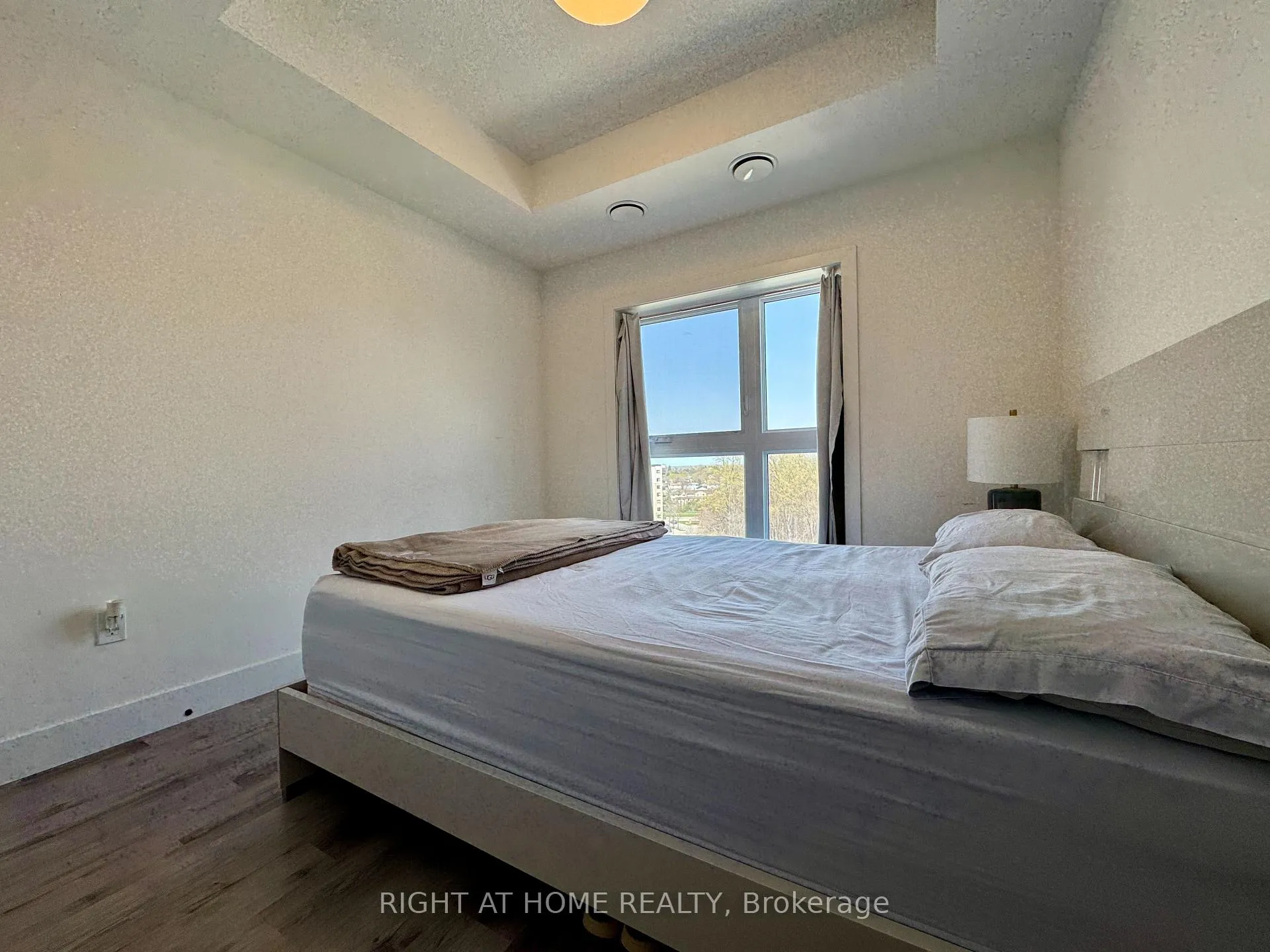 Photo 10 of Unit 401, 1101 Lackner Place, Kitchener, Grand River North — HOMEH