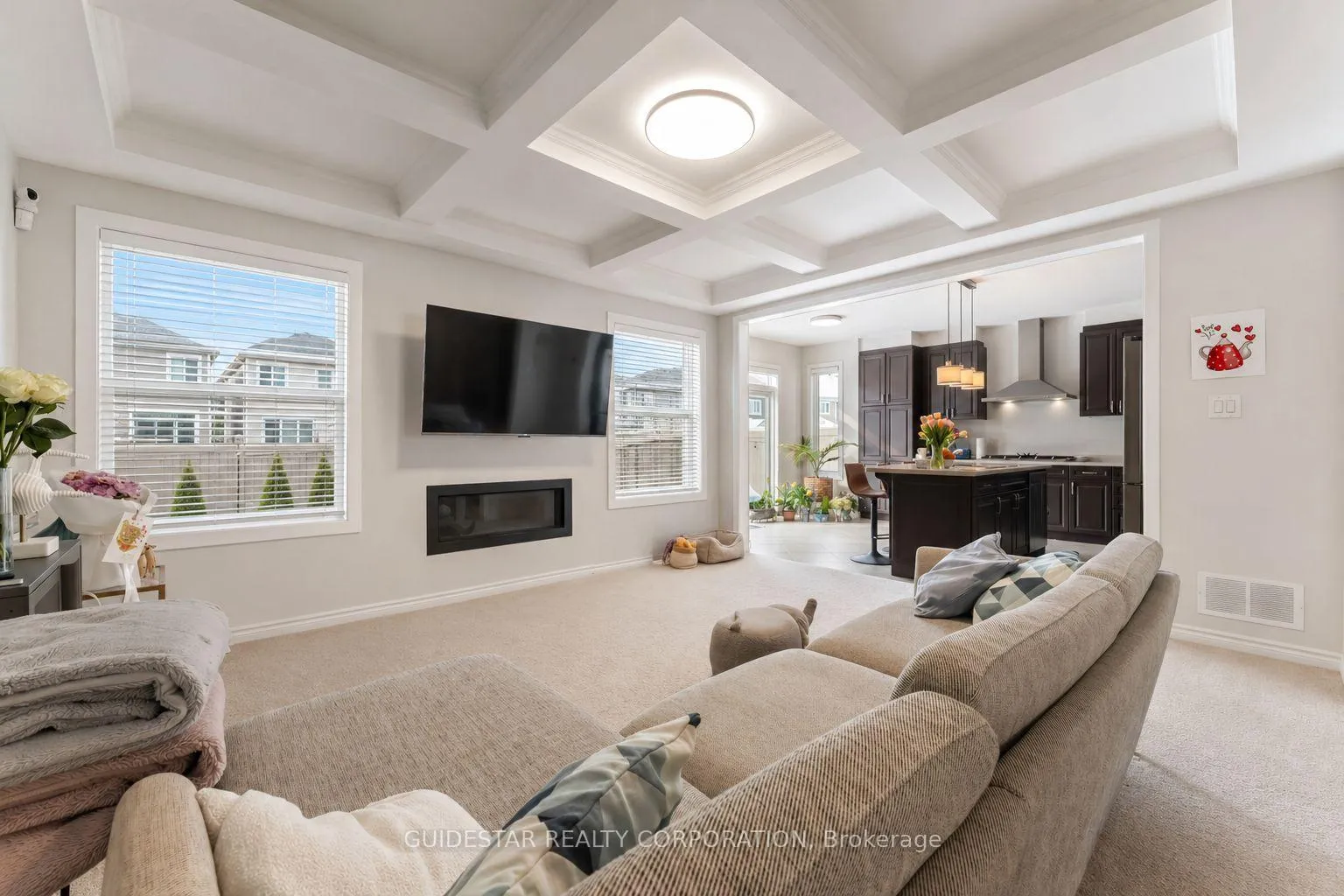 Photo 5 of 30 Oxalis Crescent, Ottawa, Kanata - Emerald Meadows/Trailwest — HOMEH