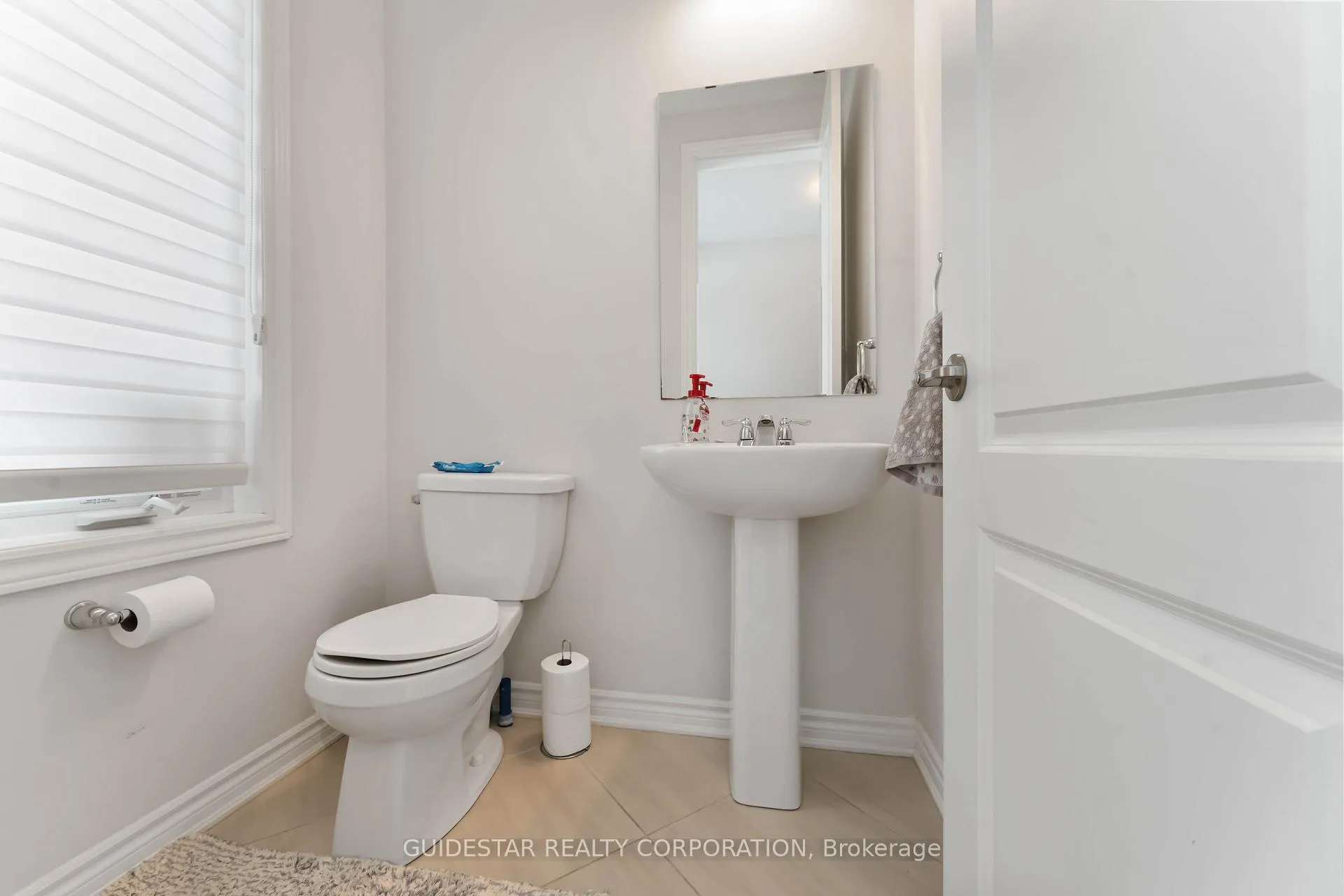 Photo 12 of 30 Oxalis Crescent, Ottawa, Kanata - Emerald Meadows/Trailwest — HOMEH