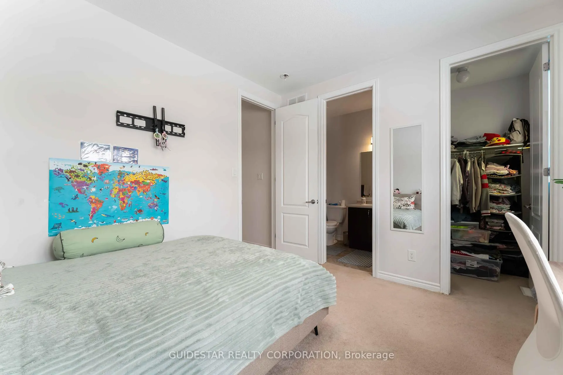 Photo 22 of 30 Oxalis Crescent, Ottawa, Kanata - Emerald Meadows/Trailwest — HOMEH