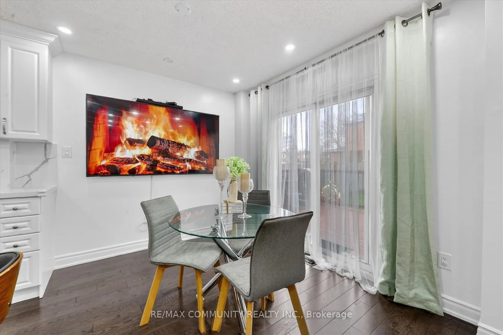 Photo 8 of 47 Radford Drive, Ajax, Central West — HOMEH
