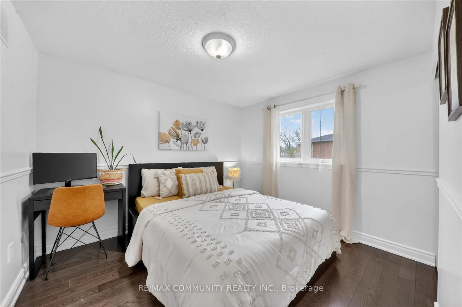 Photo 23 of 47 Radford Drive, Ajax, Central West — HOMEH