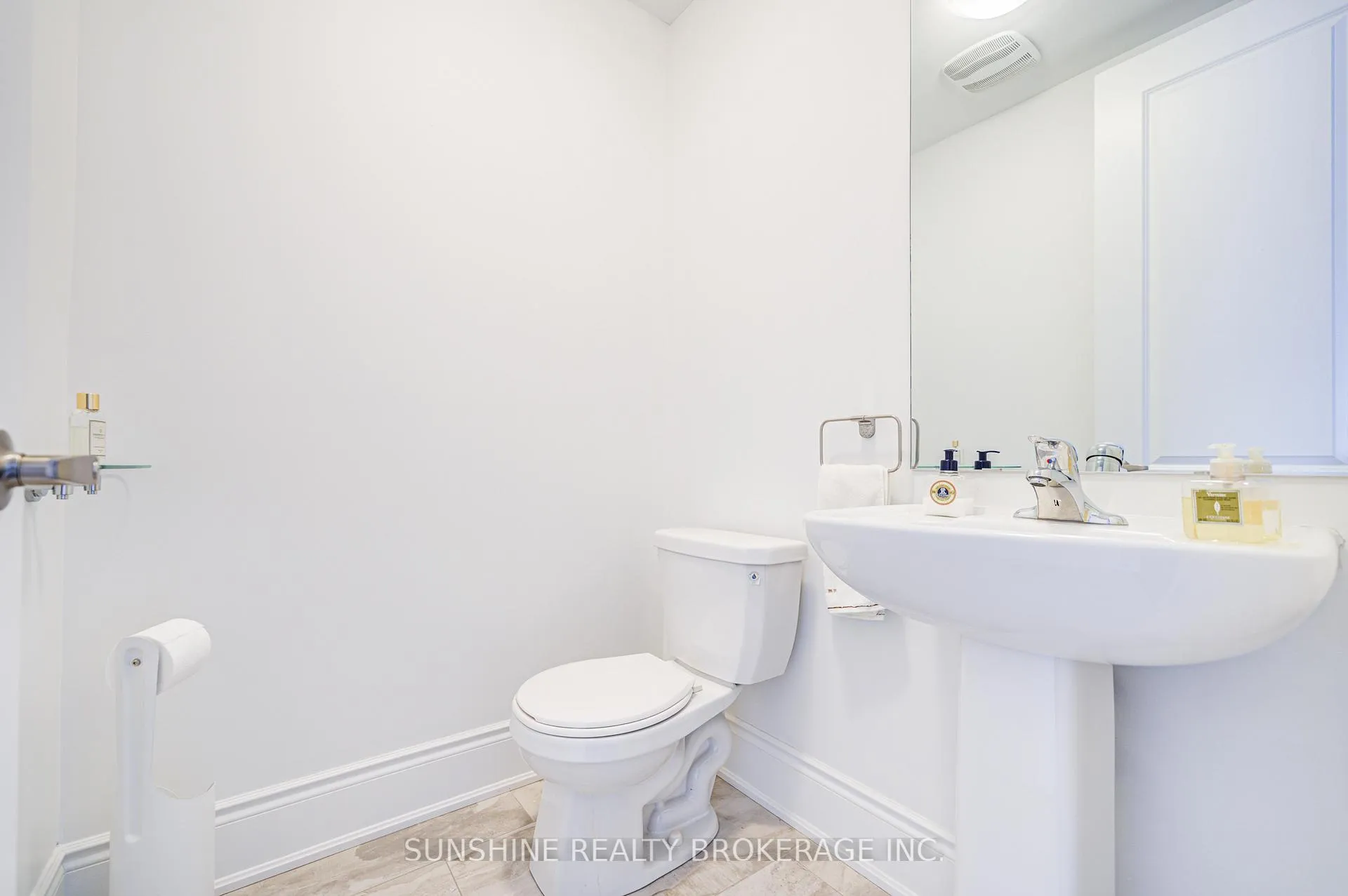 Photo 19 of 1573 Emberton Way, Innisfil, Alcona — HOMEH