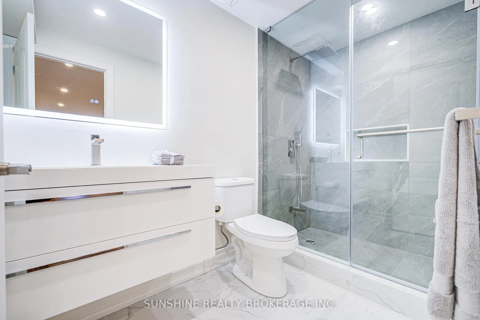 Photo 43 of 1573 Emberton Way, Innisfil, Alcona — HOMEH