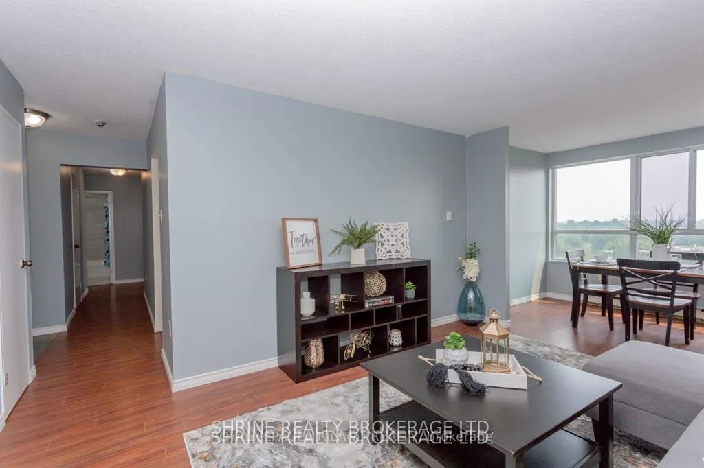 Photo 6 of Unit 803, 600 Grenfell Drive, London, North C — HOMEH