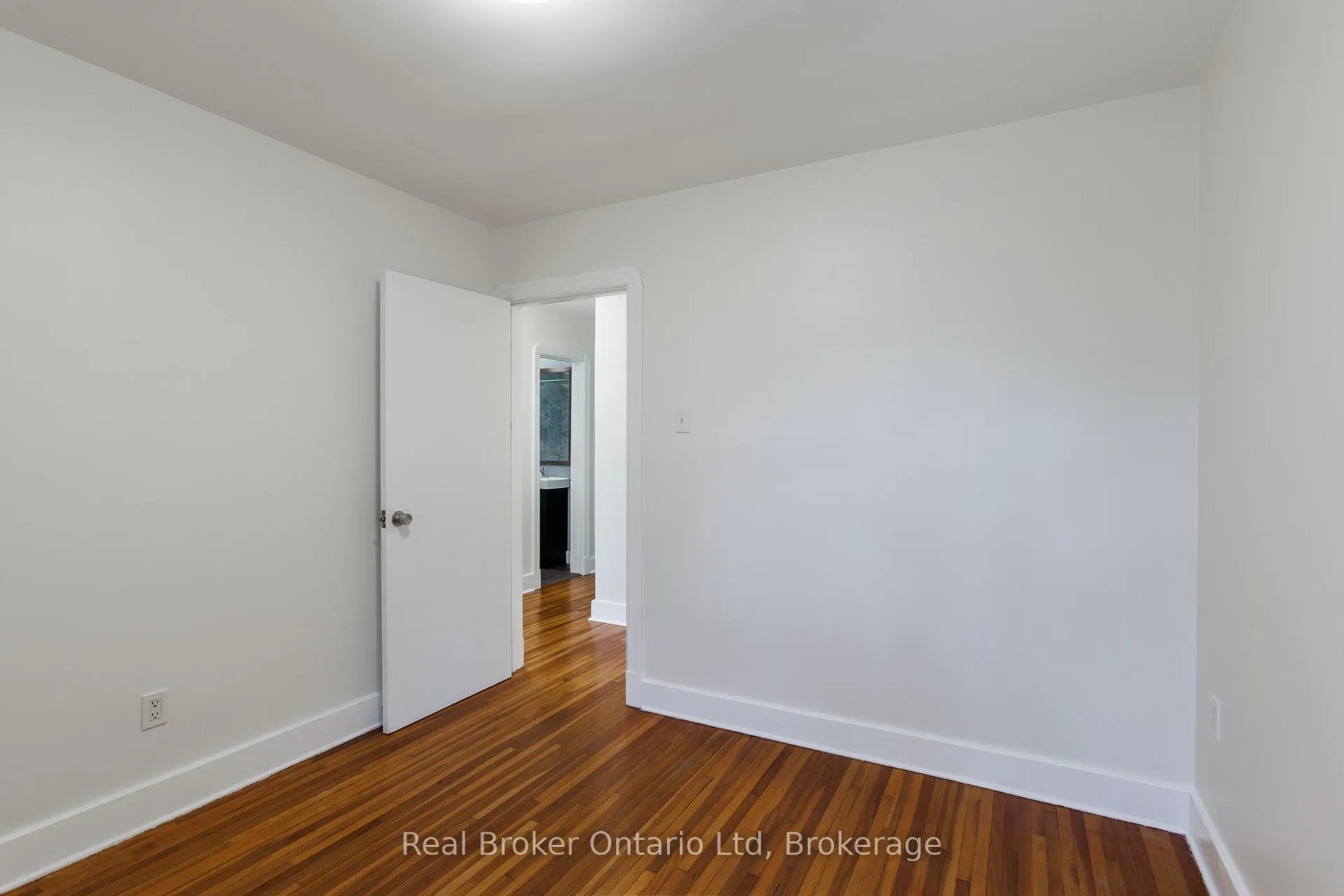 Photo 15 of 4588 County 45 Road, Hamilton Township, Baltimore — HOMEH