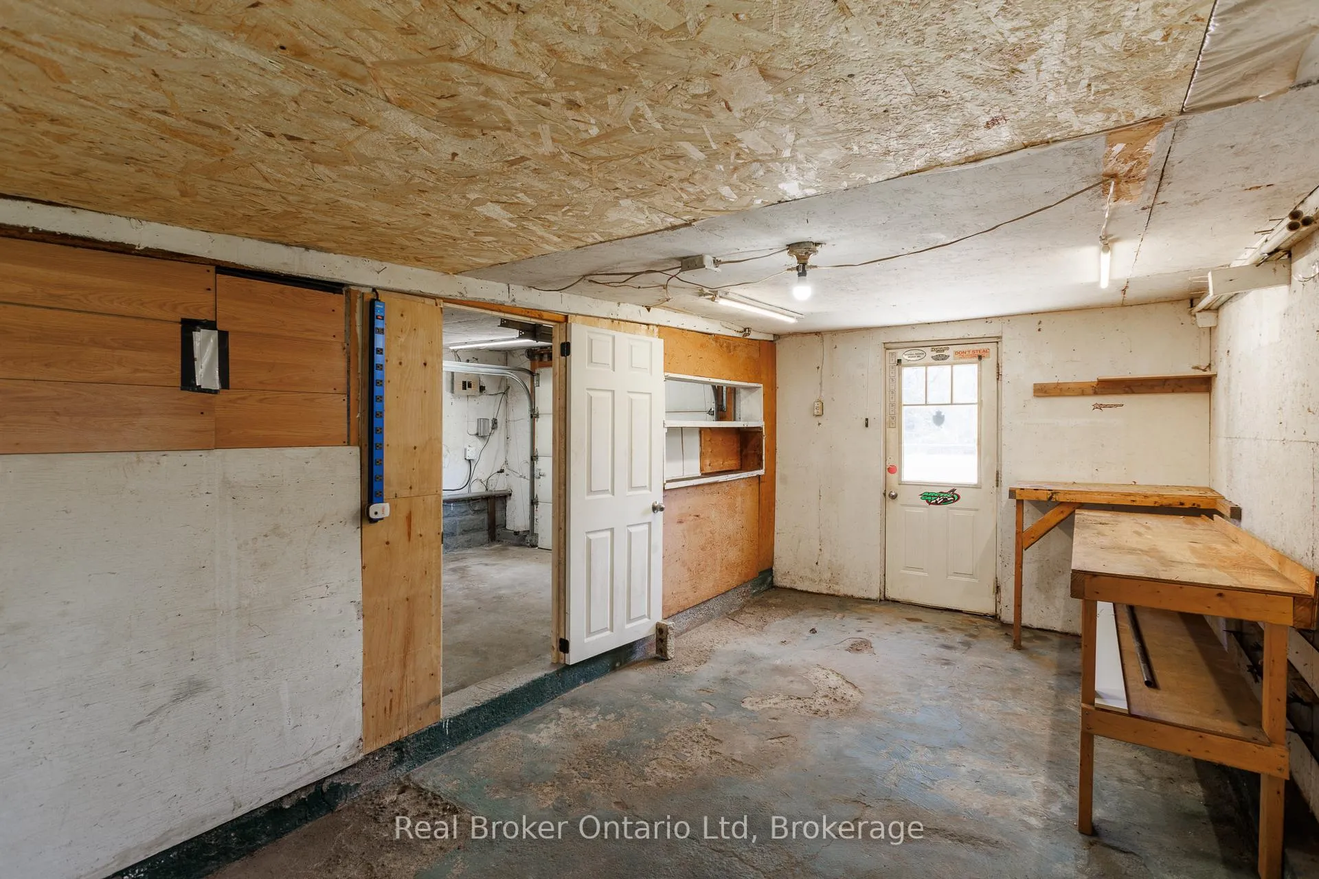 Photo 26 of 4588 County 45 Road, Hamilton Township, Baltimore — HOMEH