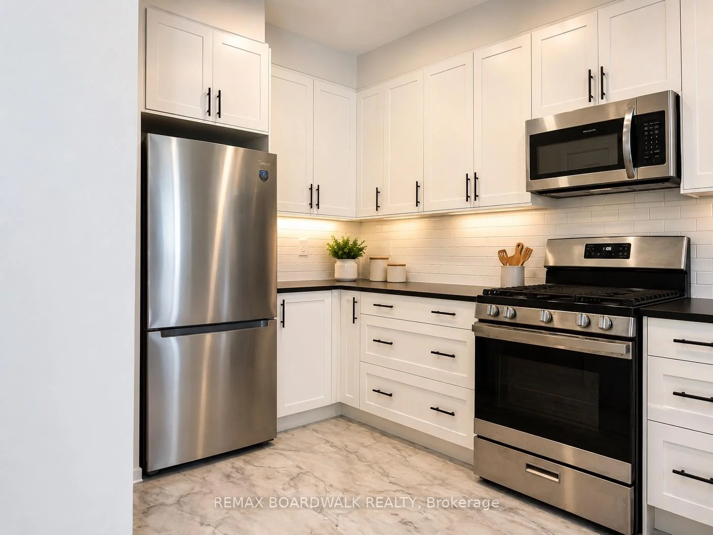 Photo 6 of 83 Ryan Reynolds Way, Ottawa, Avalon West — HOMEH