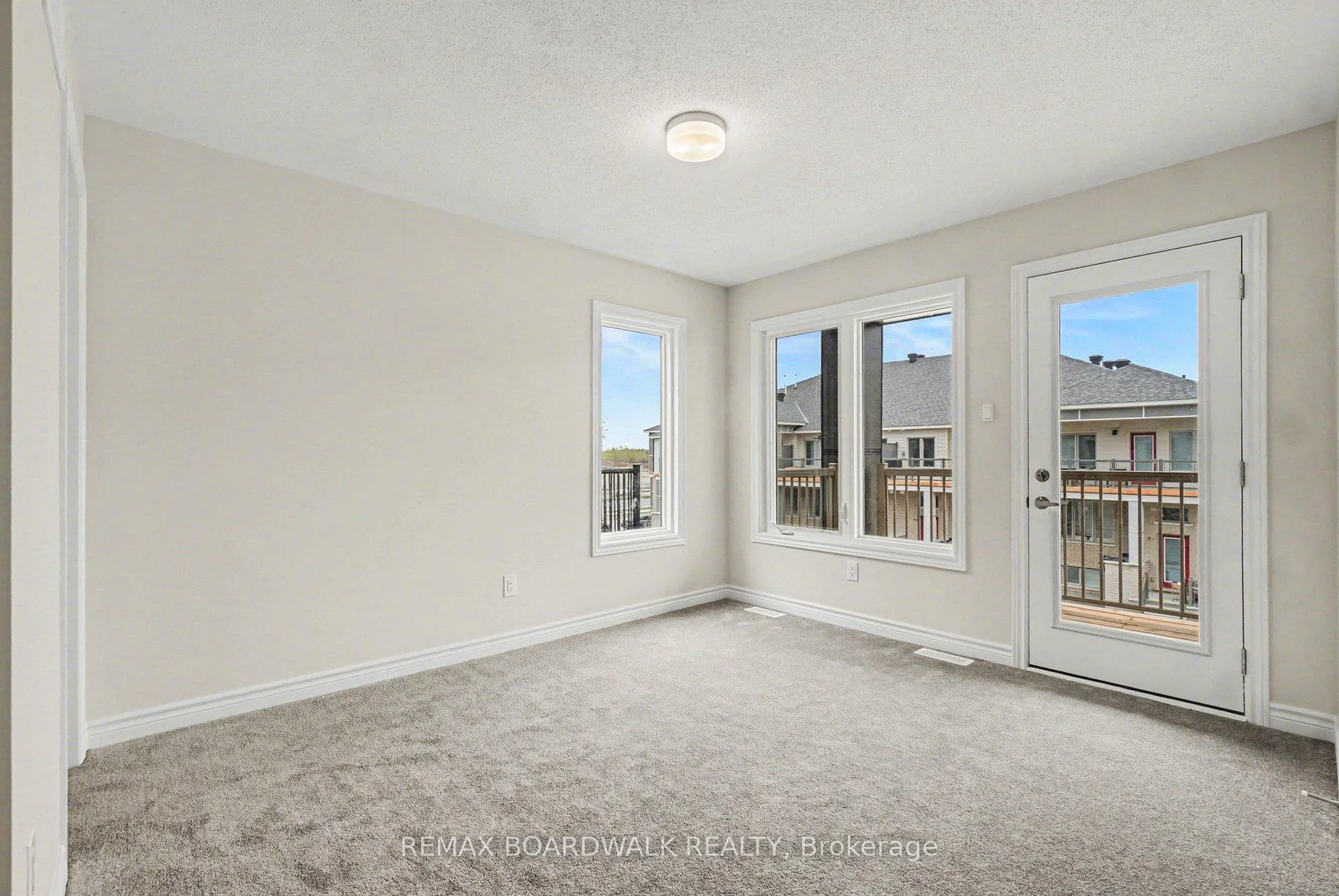 Photo 12 of 83 Ryan Reynolds Way, Ottawa, Avalon West — HOMEH