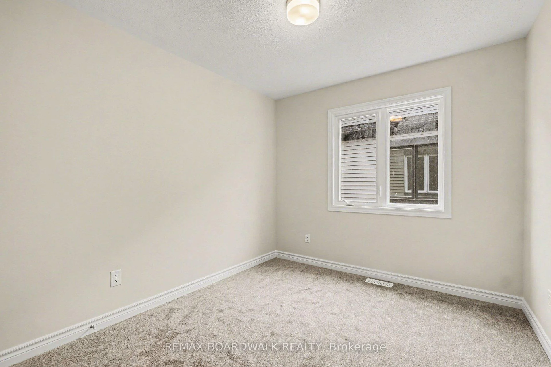Photo 15 of 83 Ryan Reynolds Way, Ottawa, Avalon West — HOMEH