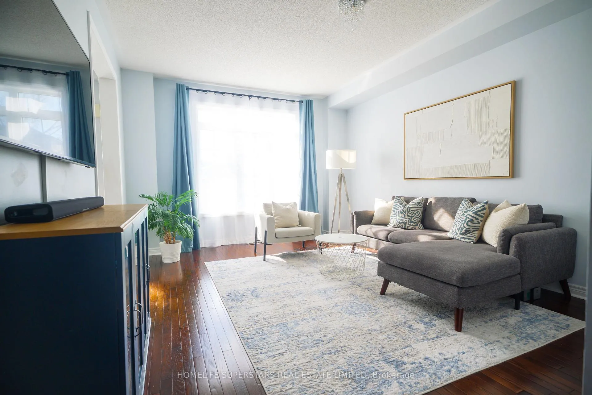 Photo 2 of 2555 Canadian Street, Pickering, Duffin Heights — HOMEH