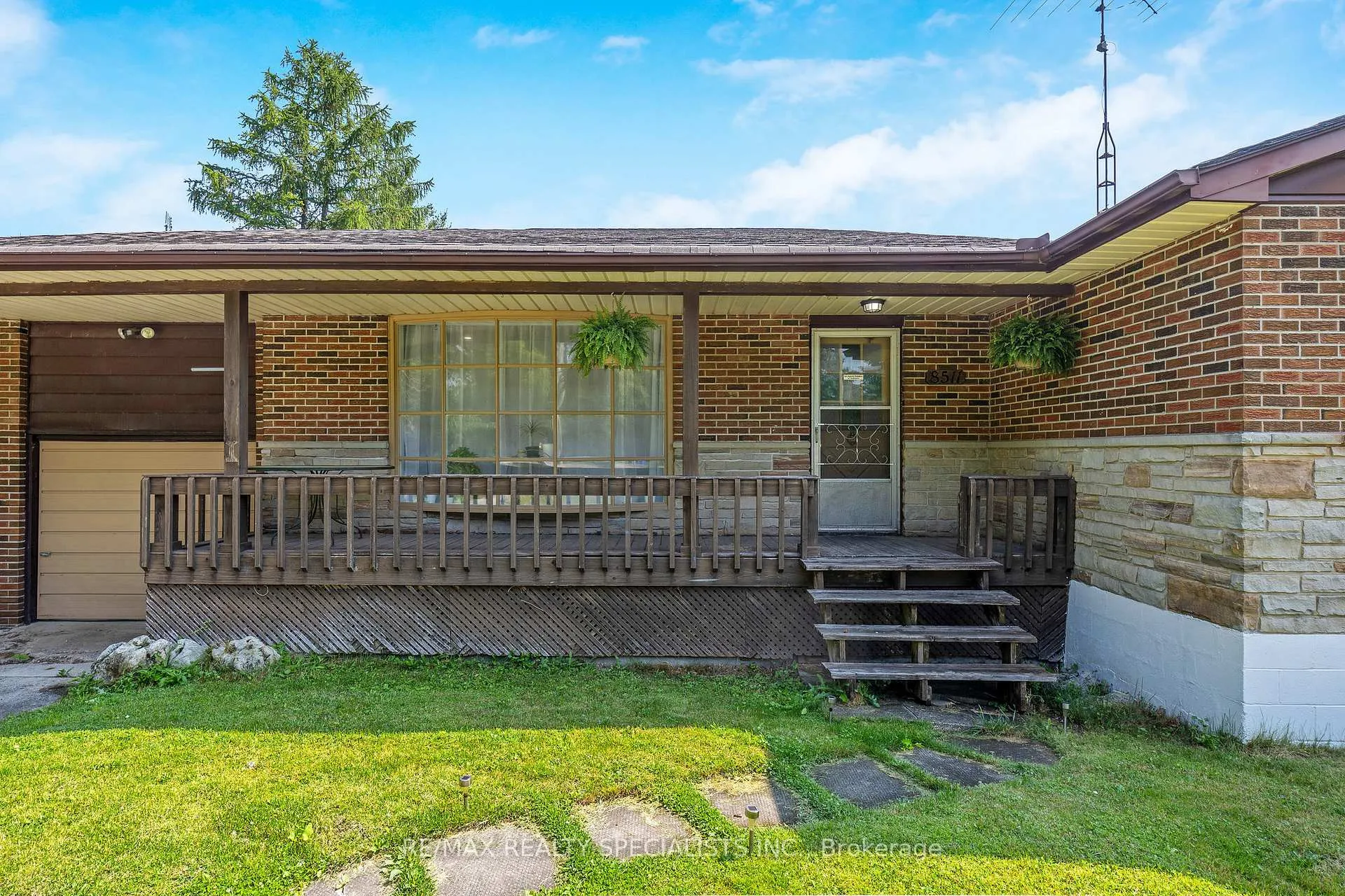 Photo 4 of 8511 Guelph Line, Milton, Rural Milton West — HOMEH