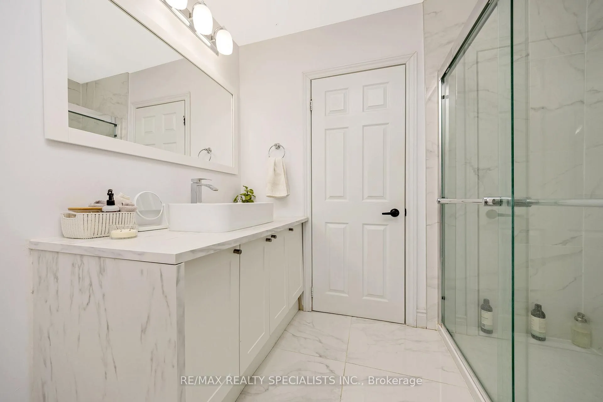 Photo 18 of 8511 Guelph Line, Milton, Rural Milton West — HOMEH