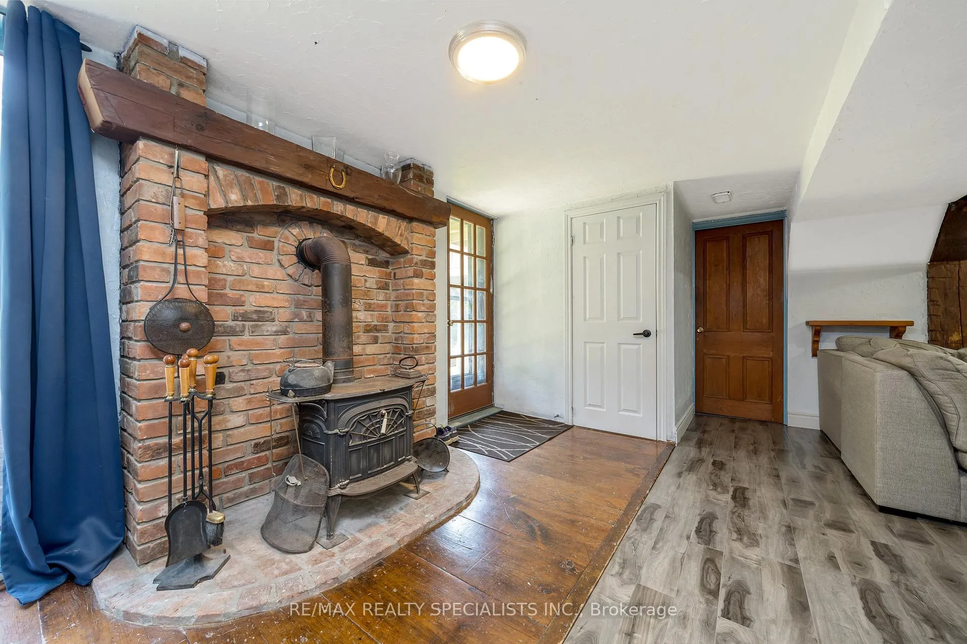 Photo 25 of 8511 Guelph Line, Milton, Rural Milton West — HOMEH