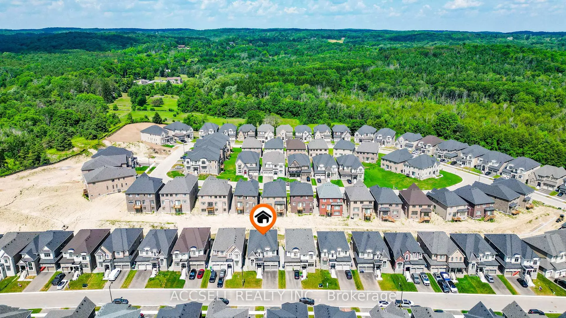 Photo 5 of 95 James Walker Avenue, Caledon, Caledon East — HOMEH