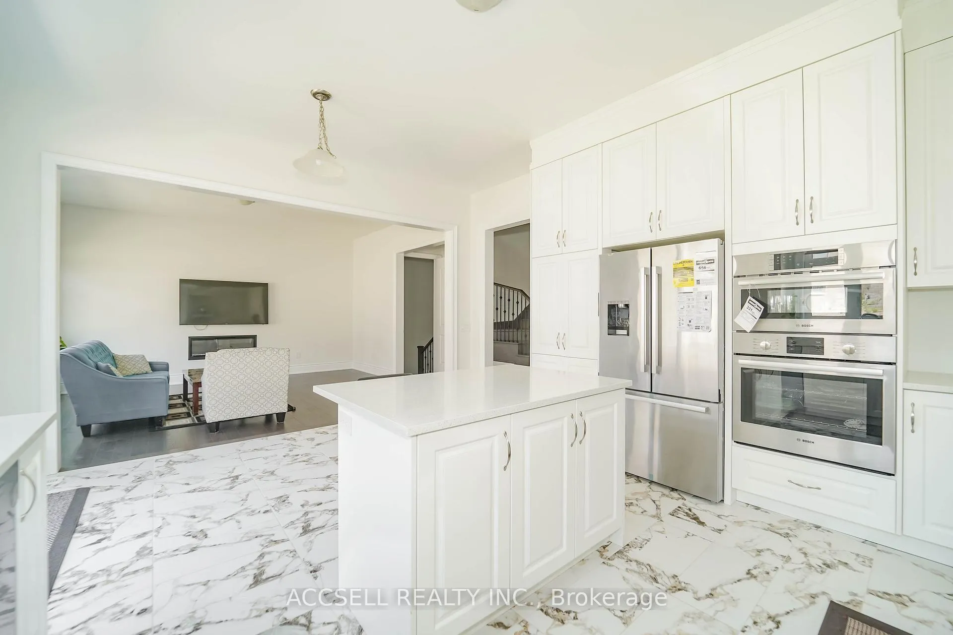 Photo 14 of 95 James Walker Avenue, Caledon, Caledon East — HOMEH