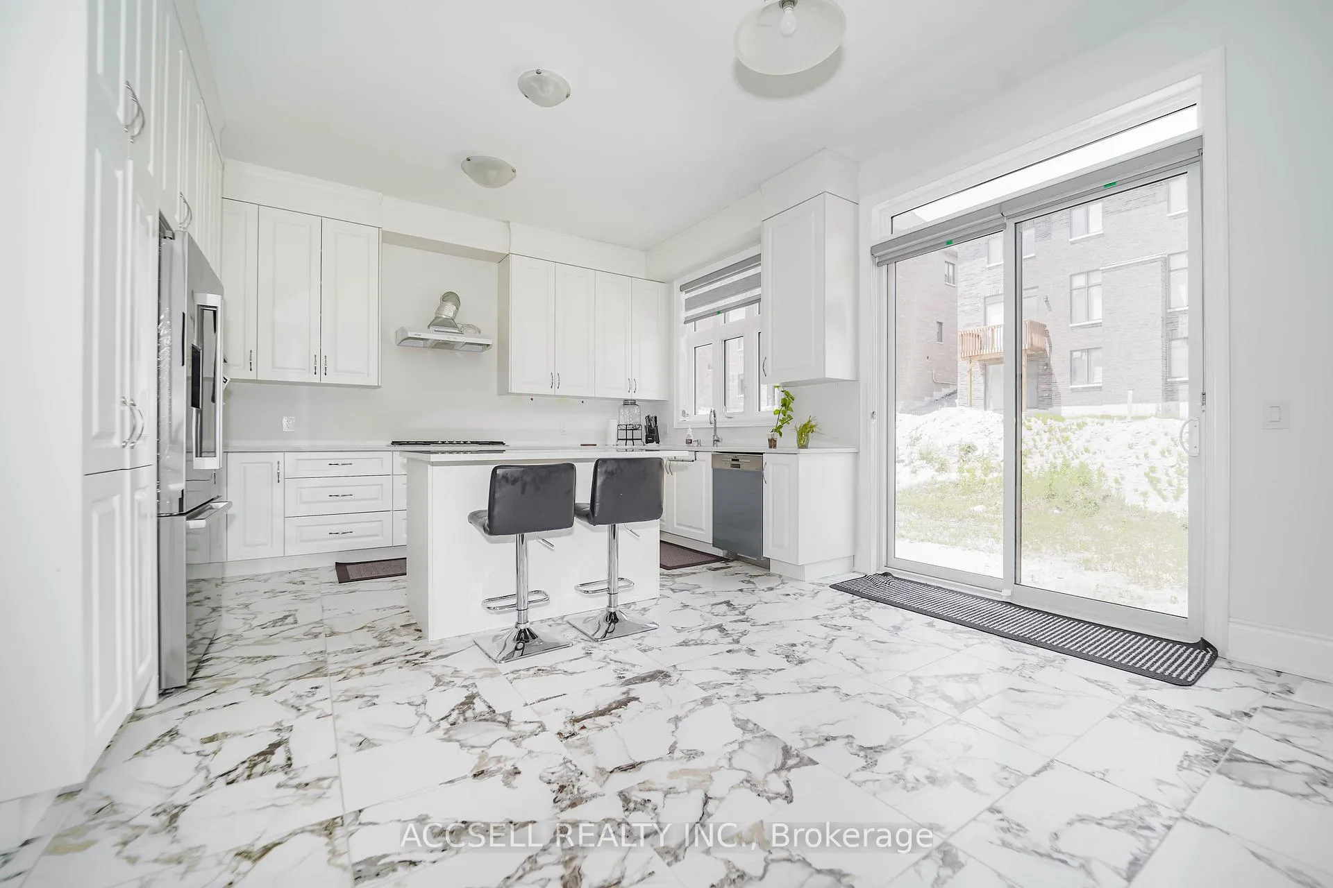Photo 15 of 95 James Walker Avenue, Caledon, Caledon East — HOMEH