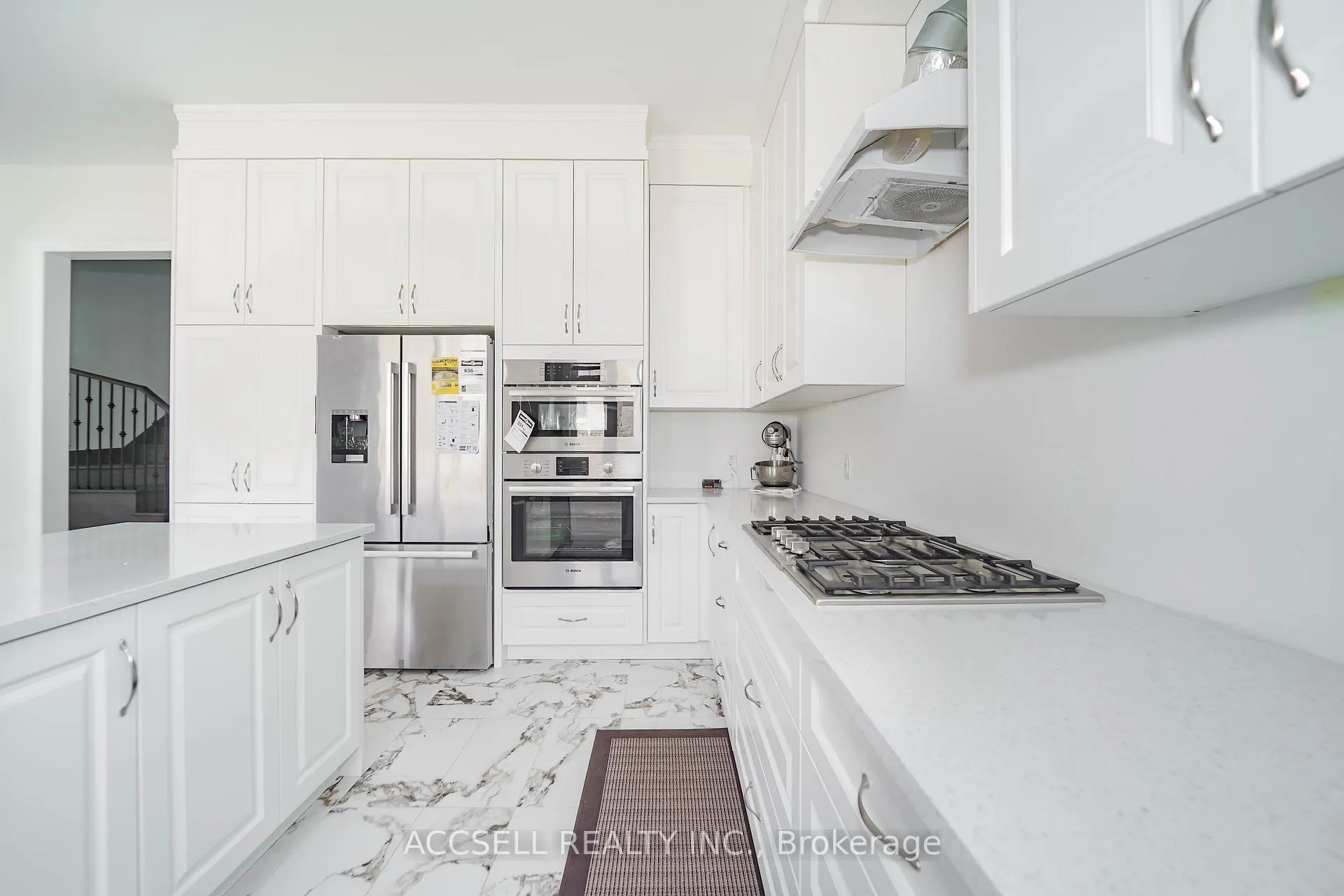 Photo 16 of 95 James Walker Avenue, Caledon, Caledon East — HOMEH