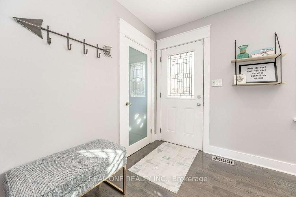 Photo 5 of 2321 Sharron Street, Burlington, Brant — HOMEH
