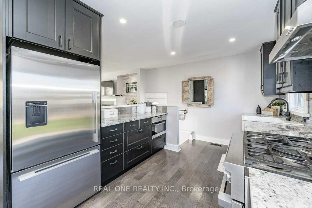 Photo 9 of 2321 Sharron Street, Burlington, Brant — HOMEH