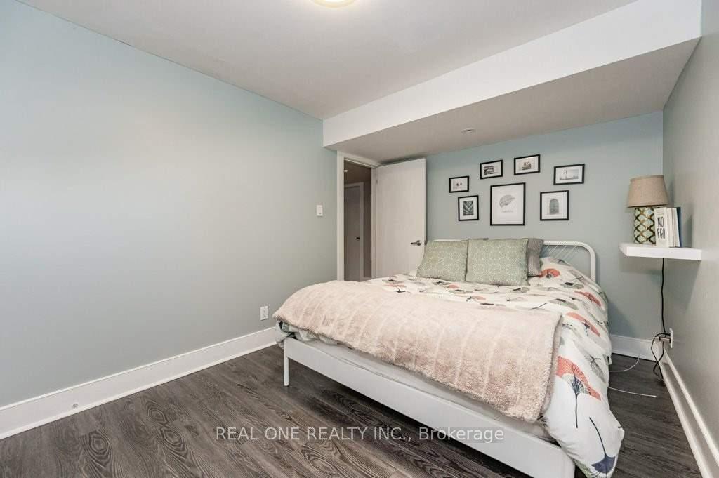 Photo 26 of 2321 Sharron Street, Burlington, Brant — HOMEH