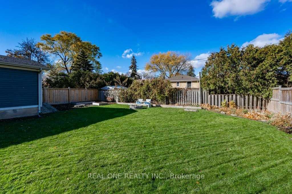 Photo 39 of 2321 Sharron Street, Burlington, Brant — HOMEH