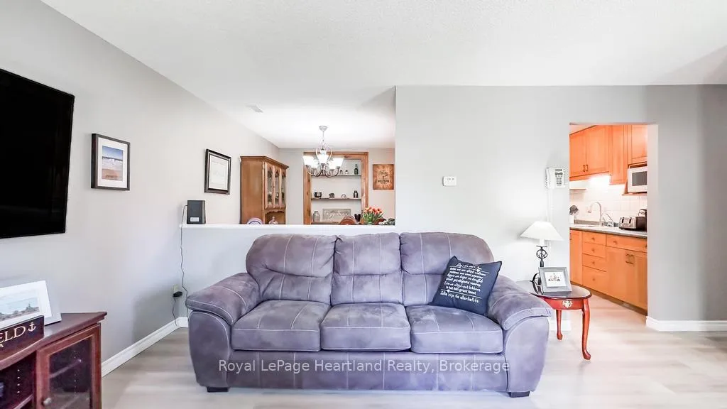 Photo 7 of 4 Ducharme Crescent, Bluewater, Bayfield — HOMEH
